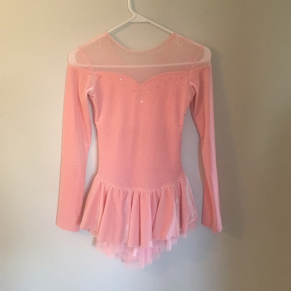 Cute light pink velvet figure skating dress!